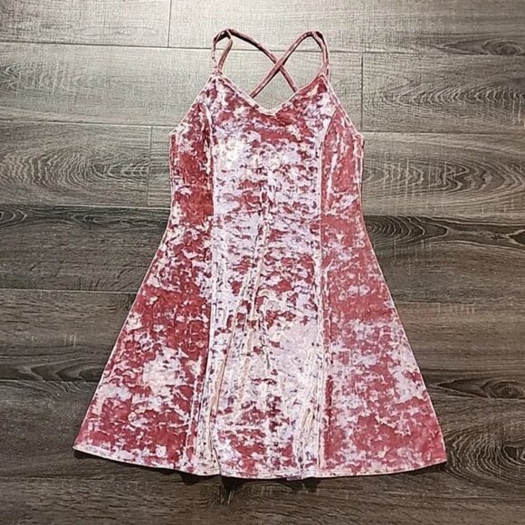 ⛅️ Arizona Jeans Co. crushed velvet Mini Dress ⛅️ - Picture 1 of 3